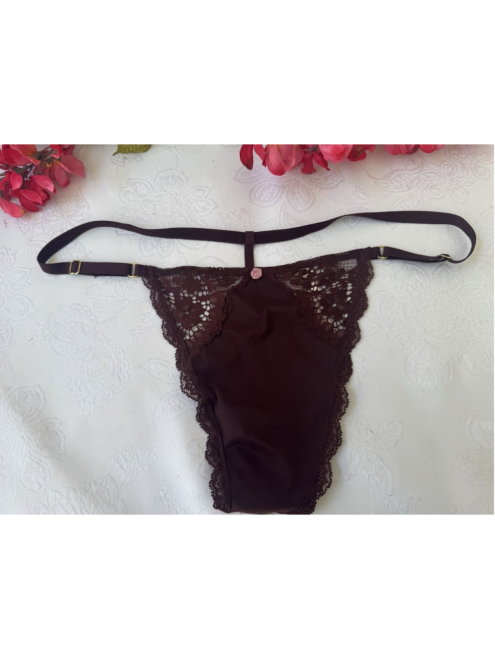 VICTORIA'S SECRET XL DARK BROWN V STRING SILKY LACE THONG ADJ SIDES PANTIES NWT